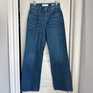NWOT Aritzia Denim Forum The Farrah Hi-rise Wide Jean Size 25